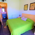 V&v Lloret- Nicole Villa