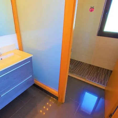 V&v Lloret- Nicole *