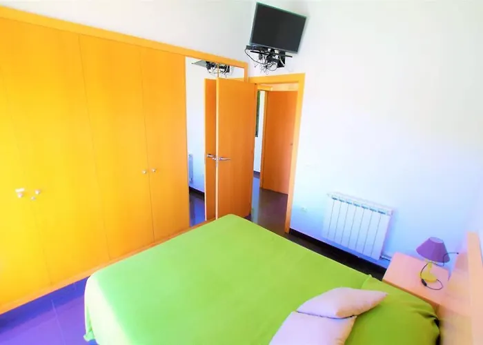 Willa V&v Lloret- Nicole