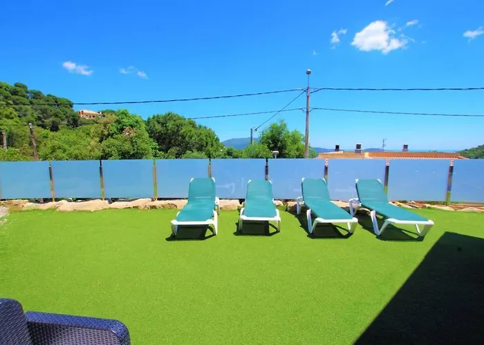 Willa V&v Lloret- Nicole *