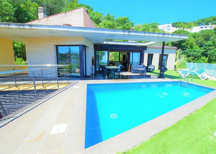 Willa V&v Lloret- Nicole Lloret de Mar